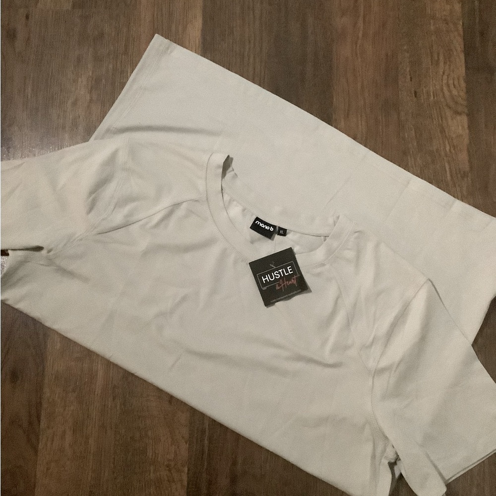 NWT MONO B Men’s Classic Crew Active Tee in grey‎ ice
